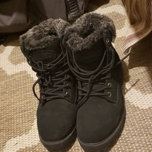 LUGZ Ladies Boots 61/2.